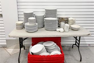 Lot of Plateware / Various