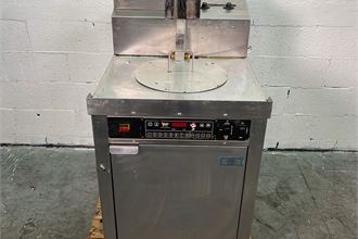 Giles "Chester Fried" MGF40 Chicken Cooker Electric Auto Lift Deep Fryer