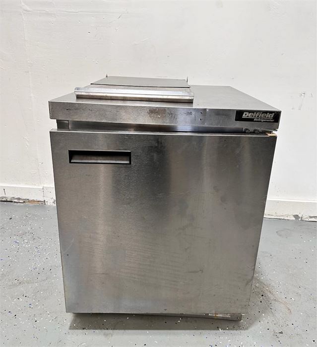 DELFIELD uc4427n 27” Undercounter Refrigerator Cooler