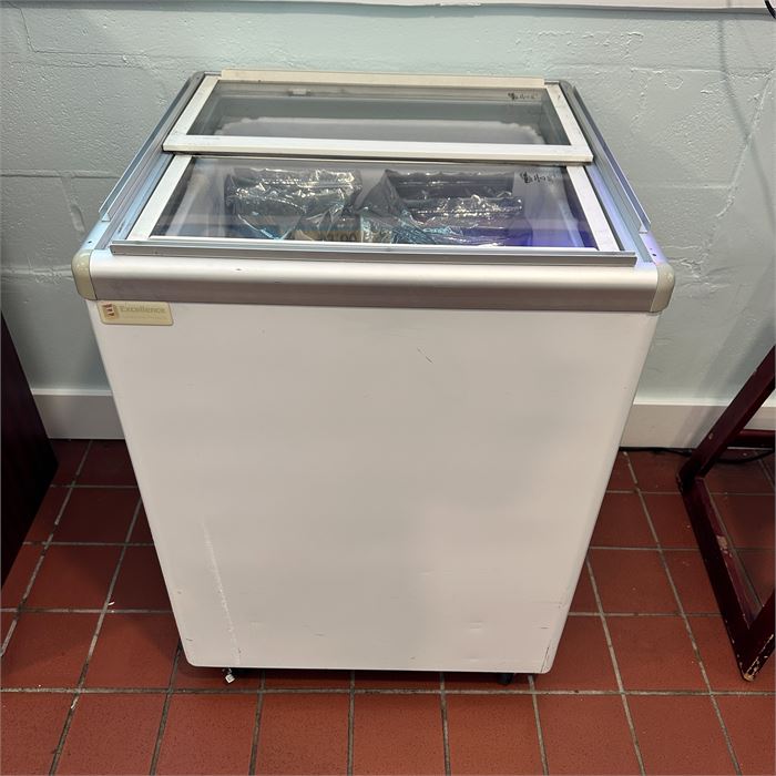 Excellence EDC-4HC 25" Ice Cream Dipping Cabinet