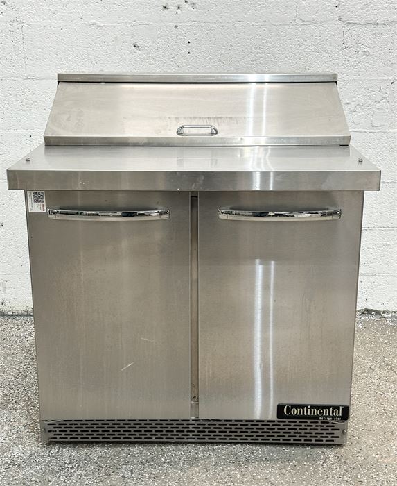 Continental D36N10C 36" Refrigerated Sandwich Salad Prep Table RETAIL: $6,684.82